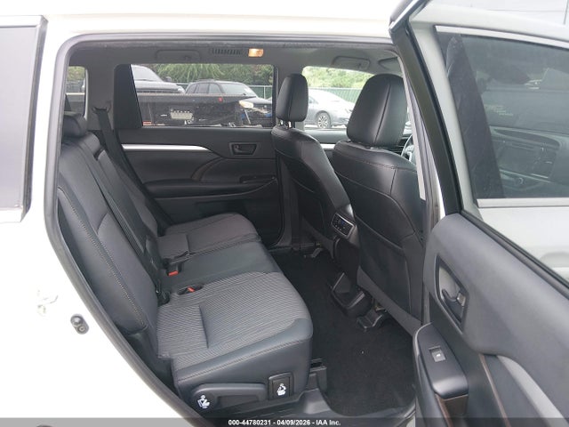 2019 Toyota Highlander Le მანქანა იყიდება აუქციონზე, vin: 5TDZZRFH3KS318144, აუქციონის ნომერი: 44780231
