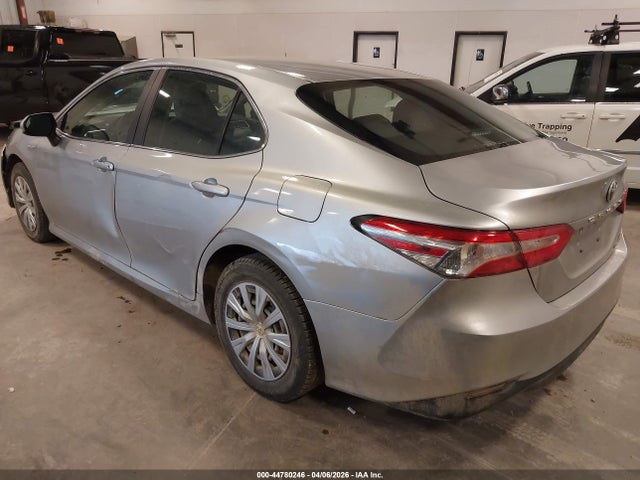 Продажа на аукционе авто 2018 Toyota Camry Hybrid Le, vin: 4T1B31HK9JU506511, номер лота: 44780246