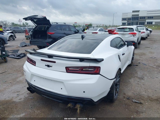 Aukcja sprzedaży 2018 Chevrolet Camaro Zl1, vin: 1G1FK1R62J0135833, numer aukcji: 44780252