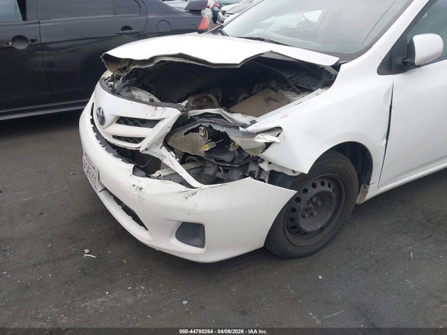 2011 Toyota Corolla Le მანქანა იყიდება აუქციონზე, vin: 2T1BU4EE7BC568697, აუქციონის ნომერი: 44780264