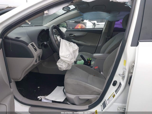 2011 Toyota Corolla Le მანქანა იყიდება აუქციონზე, vin: 2T1BU4EE7BC568697, აუქციონის ნომერი: 44780264