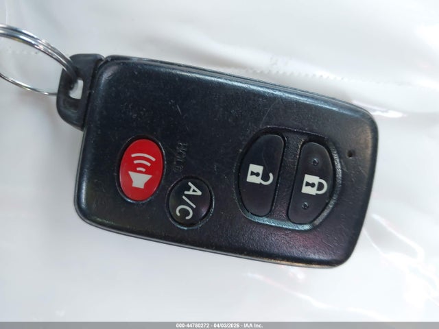 2013 TOYOTA PRIUS JTDKN3DU6D1717351 Photo 10