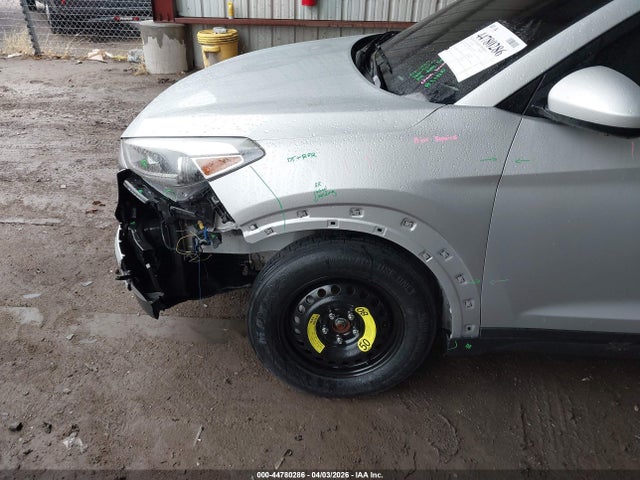 Продаж на аукціоні авто 2016 Hyundai Tucson Se, vin: KM8J33A4XGU110907, номер лоту: 44780286