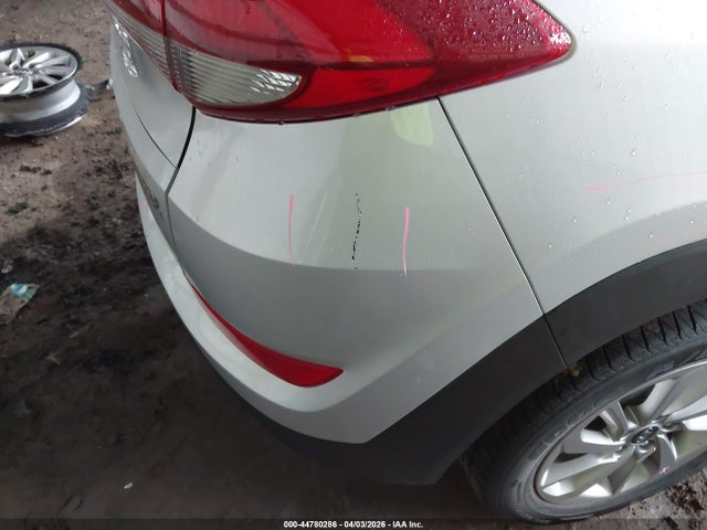 Продаж на аукціоні авто 2016 Hyundai Tucson Se, vin: KM8J33A4XGU110907, номер лоту: 44780286