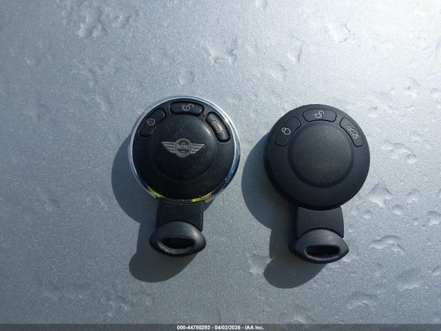 44780292 :رقم المزاد ، WMWMF73557TL87344 vin ، 2007 Mini Cooper S مزاد بيع