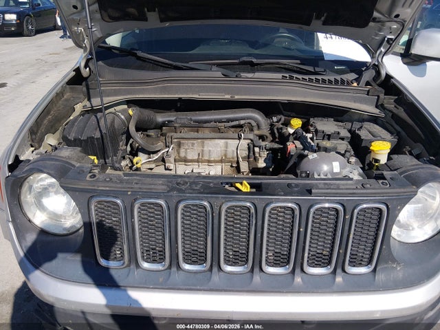 Aukcja sprzedaży 2017 Jeep Renegade Latitude 4x4, vin: ZACCJBBB6HPE80040, numer aukcji: 44780309