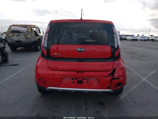 KIA SOUL + 2018 KNDJP3A55J7620086 Image 17