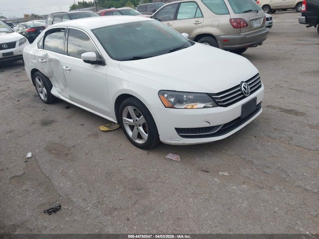 2014 VOLKSWAGEN PASSAT 1VWBS7A38EC112469