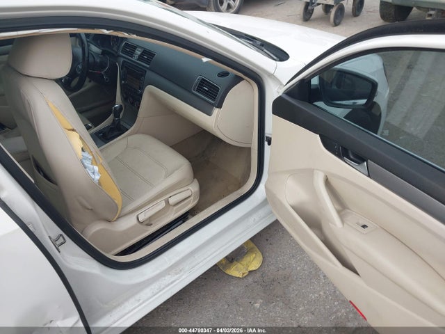 2014 VOLKSWAGEN PASSAT 1VWBS7A38EC112469 Photo 4