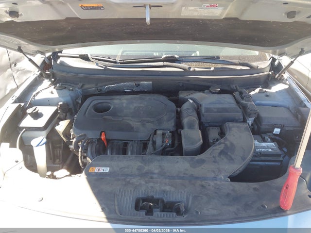 Hyundai SONATA SE 2015 5NPE24AF5FH194823 Image 10