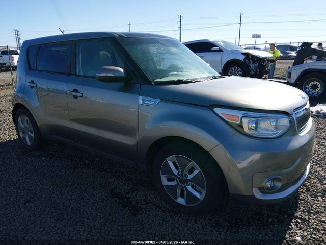 2018 KNDJX3AE1J7026479 main image