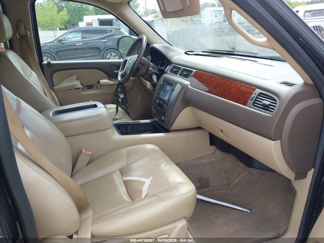 Продаж на аукціоні авто 2014 Gmc Yukon Xl 1500 Slt, vin: 1GKS1KE07ER232855, номер лоту: 44780367
