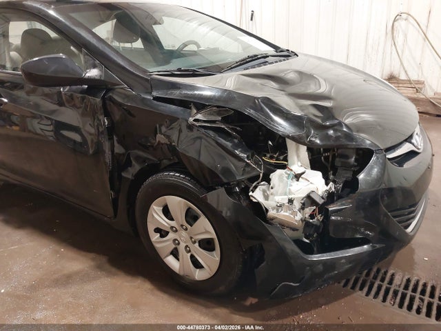 Продаж на аукціоні авто 2016 Hyundai Elantra Se, vin: 5NPDH4AE4GH786135, номер лоту: 44780373