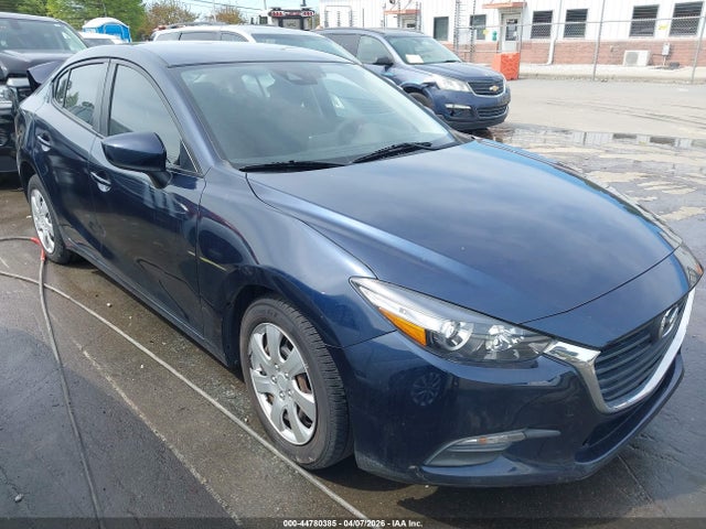 44780385 :رقم المزاد ، 3MZBN1U76JM258963 vin ، 2018 Mazda Mazda3 Sport مزاد بيع