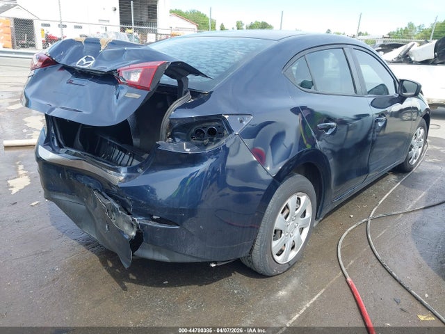 44780385 :رقم المزاد ، 3MZBN1U76JM258963 vin ، 2018 Mazda Mazda3 Sport مزاد بيع