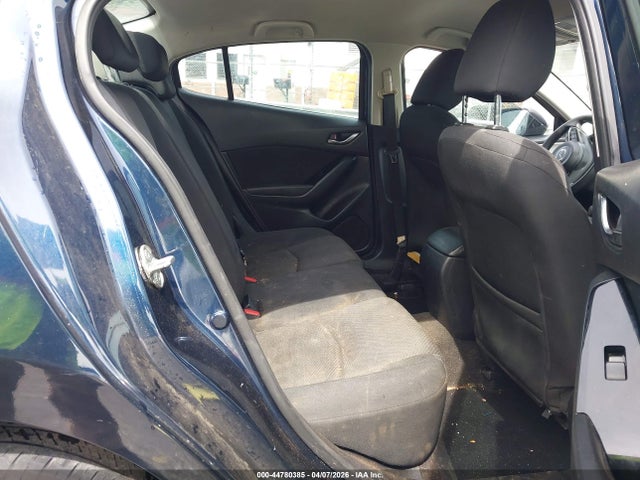 44780385 :رقم المزاد ، 3MZBN1U76JM258963 vin ، 2018 Mazda Mazda3 Sport مزاد بيع