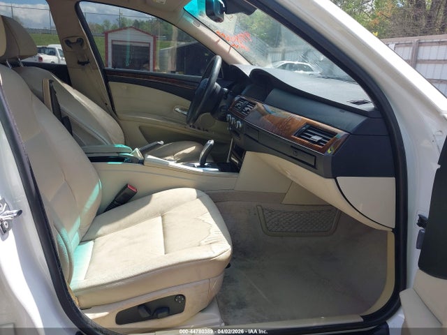 Продаж на аукціоні авто 2008 Bmw 528xi, vin: WBANV13598CZ56847, номер лоту: 44780389