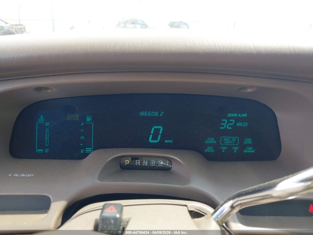 44780424 :رقم المزاد ، 1LNLM81W2VY728233 vin ، 1997 Lincoln Town Car Executive مزاد بيع