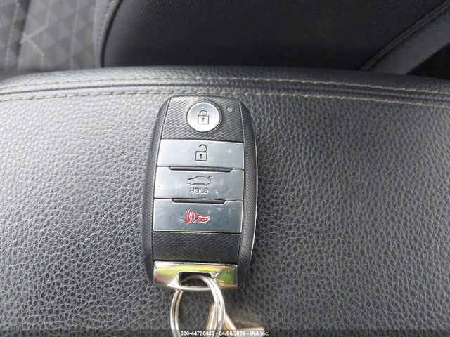 2023 Kia Rio S მანქანა იყიდება აუქციონზე, vin: 3KPA24AD5PE554921, აუქციონის ნომერი: 44780435