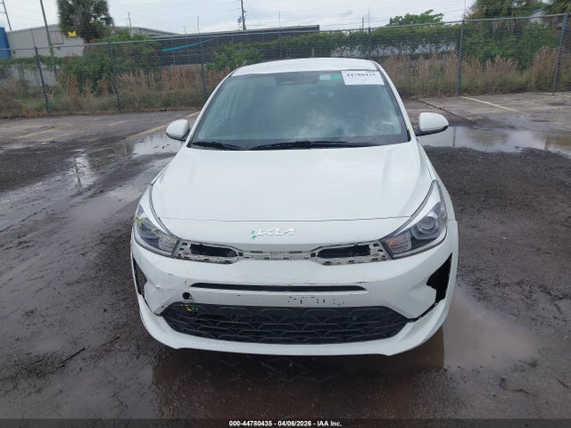 2023 Kia Rio S მანქანა იყიდება აუქციონზე, vin: 3KPA24AD5PE554921, აუქციონის ნომერი: 44780435