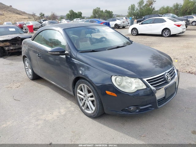 2010 Volkswagen Eos Lux მანქანა იყიდება აუქციონზე, vin: WVWFA7AH8AV025835, აუქციონის ნომერი: 44780437