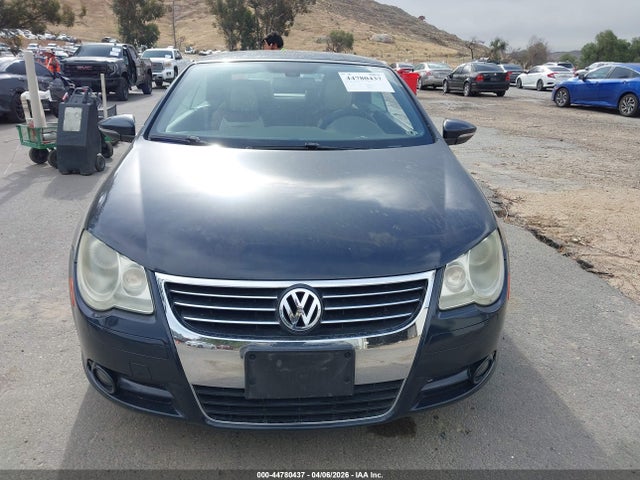 2010 Volkswagen Eos Lux მანქანა იყიდება აუქციონზე, vin: WVWFA7AH8AV025835, აუქციონის ნომერი: 44780437
