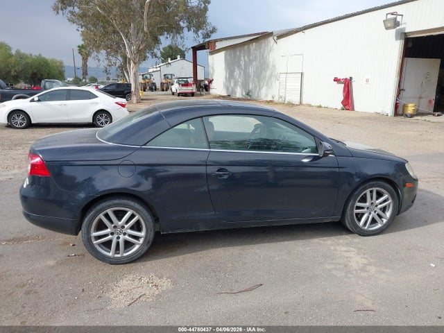 2010 Volkswagen Eos Lux მანქანა იყიდება აუქციონზე, vin: WVWFA7AH8AV025835, აუქციონის ნომერი: 44780437