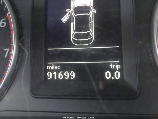 2010 Volkswagen Eos Lux მანქანა იყიდება აუქციონზე, vin: WVWFA7AH8AV025835, აუქციონის ნომერი: 44780437