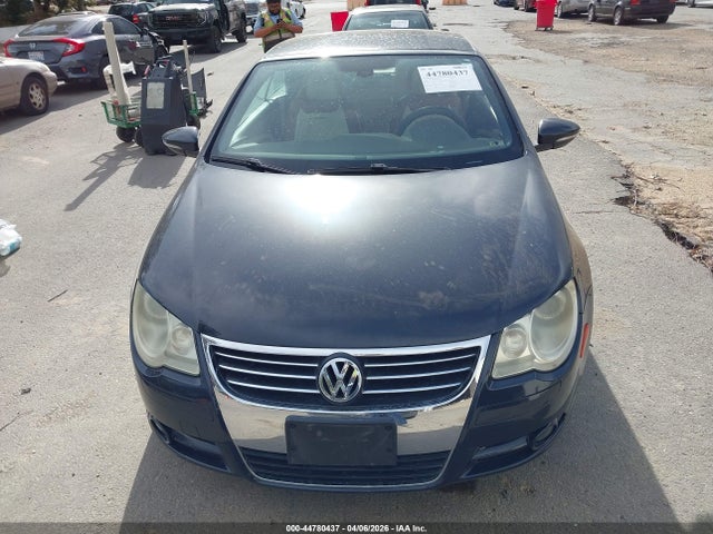 2010 Volkswagen Eos Lux მანქანა იყიდება აუქციონზე, vin: WVWFA7AH8AV025835, აუქციონის ნომერი: 44780437