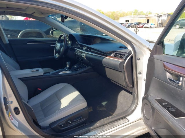 Aukcja sprzedaży 2016 Lexus Es 350, vin: 58ABK1GG7GU005747, numer aukcji: 44780442