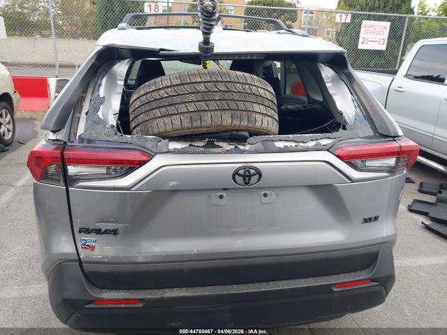 Toyota Rav4 Xle Premium 2019 JTMC1RFV5KD027224 Image 16