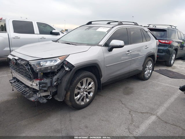Toyota Rav4 Xle Premium 2019 JTMC1RFV5KD027224 Image 2
