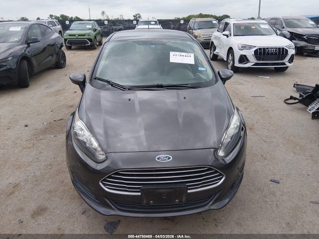 44780469 :رقم المزاد ، 3FADP4BJ1KM104786 vin ، 2019 Ford Fiesta Se مزاد بيع