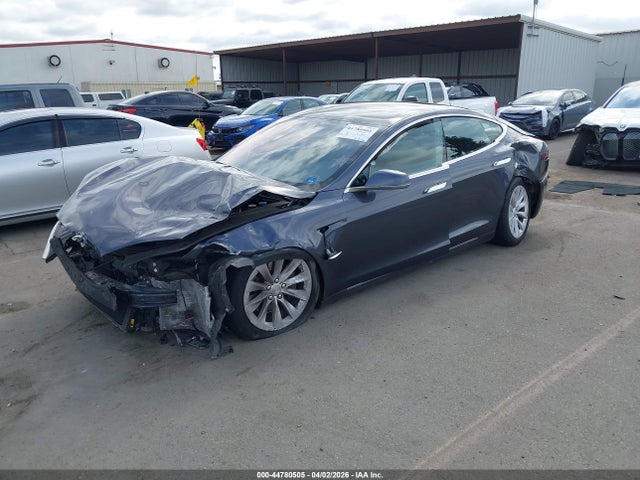 Продаж на аукціоні авто 2018 Tesla Model S 100d/75d/p100d, vin: 5YJSA1E28JF297527, номер лоту: 44780505