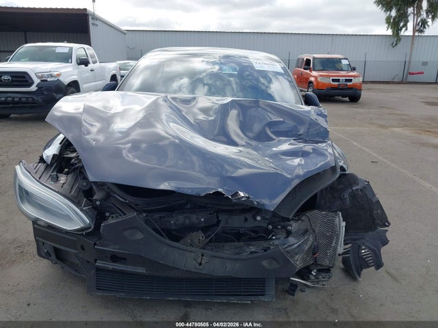 Продаж на аукціоні авто 2018 Tesla Model S 100d/75d/p100d, vin: 5YJSA1E28JF297527, номер лоту: 44780505