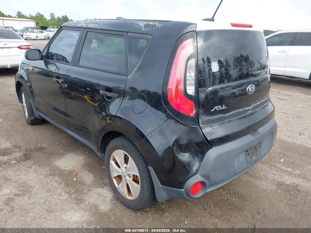 44780512 :رقم المزاد ، KNDJN2A29F7179186 vin ، 2015 Kia Soul مزاد بيع