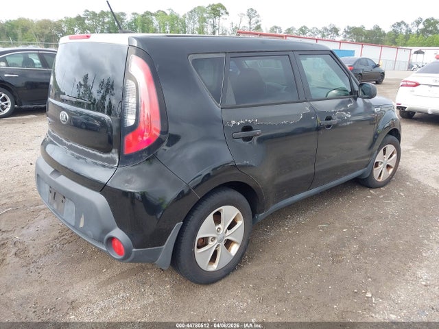 44780512 :رقم المزاد ، KNDJN2A29F7179186 vin ، 2015 Kia Soul مزاد بيع