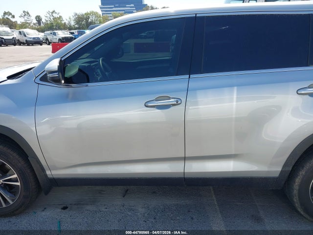 Toyota Highlander Le 2019 5TDZZRFH0KS289346 Image 14