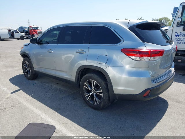 Toyota Highlander Le 2019 5TDZZRFH0KS289346 Image 3