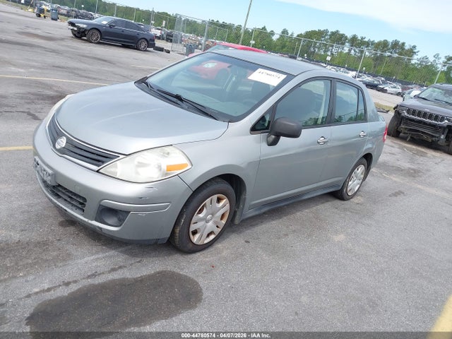 2010 NISSAN VERSA 3N1BC1AP1AL421962 Photo 1
