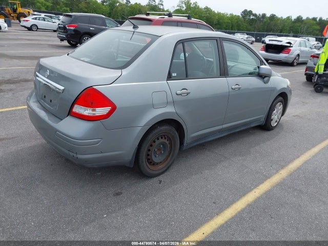 2010 NISSAN VERSA 3N1BC1AP1AL421962 Photo 3