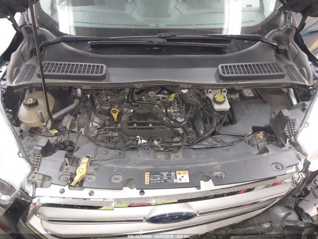 1FMCU9GD9KUA53351 Ford ESCAPE SE