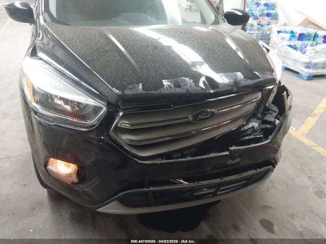1FMCU9GD9KUA53351 Ford ESCAPE SE