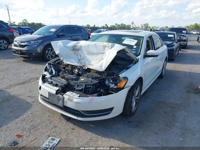 Продаж на аукціоні авто 2014 Volkswagen Passat 2.0l Tdi Se, vin: 1VWBN7A32EC026579, номер лоту: 44780582