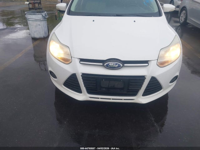 1FADP3K26EL326247 Ford FOCUS SE