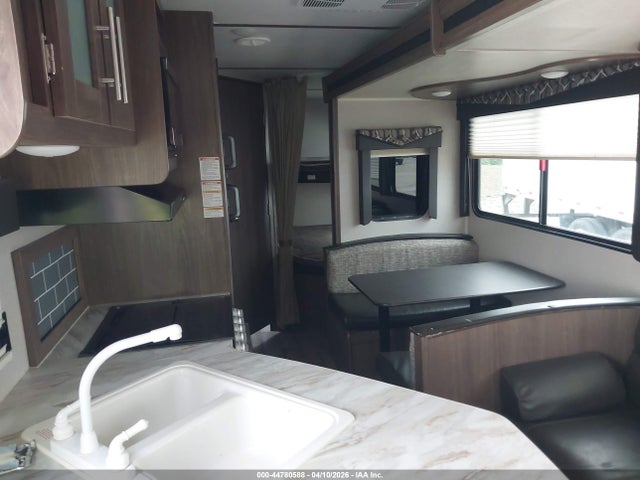 Keystone Hideout 2019 4YDT27226K7246413 Image 11