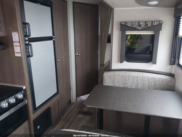Keystone Hideout 2019 4YDT27226K7246413 Image 13