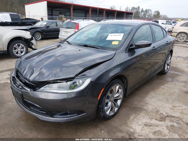 2015 Chrysler 200 S მანქანა იყიდება აუქციონზე, vin: 1C3CCCDG8FN644200, აუქციონის ნომერი: 44780592