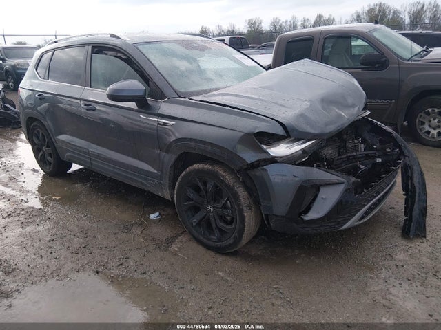 Продажа на аукционе авто 2022 Volkswagen Taos 1.5t Se, vin: 3VVYX7B25NM042885, номер лота: 44780594