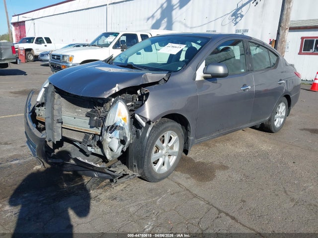 3N1CN7AP5EL864011 Nissan Versa 1.6 Sv
